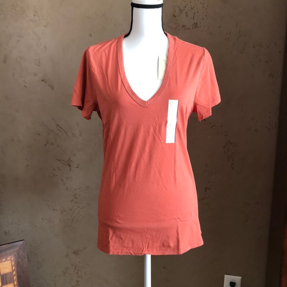 NWTs Universal Thread Goods Co Tee size Large